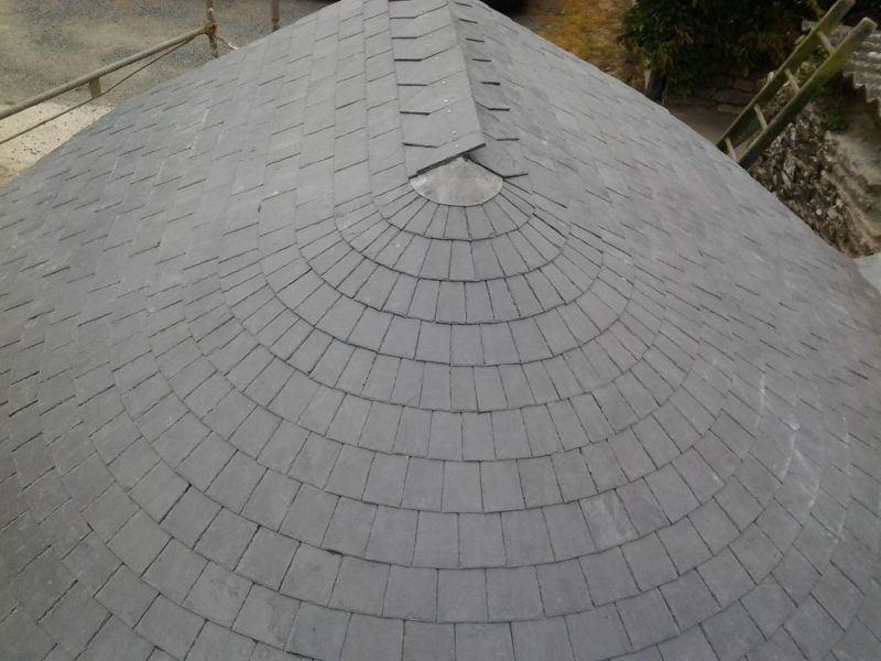 Petit patrimoine - Rénovation toiture four à pain Availles sur Seiche